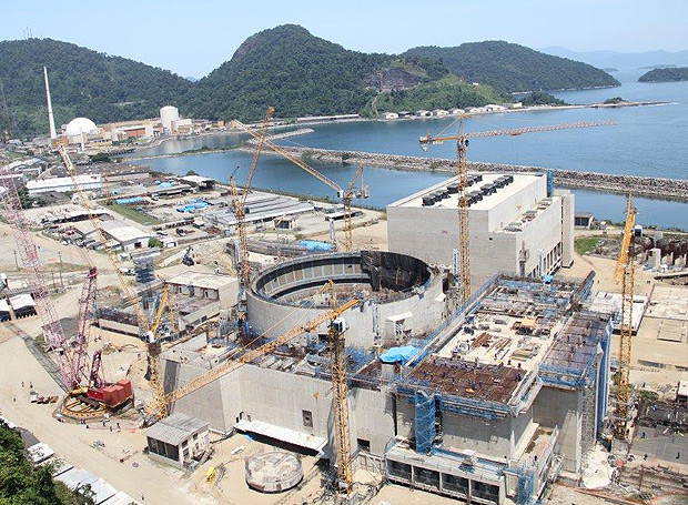 Angra 3 será a terceira usina da Central Nuclear Almirante Álvaro Alberto (CNAAA), em Angra dos Reis